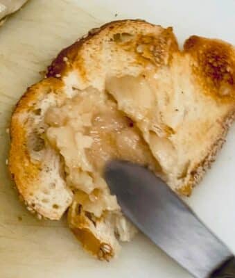 Roasted Garlic Spread on Bread