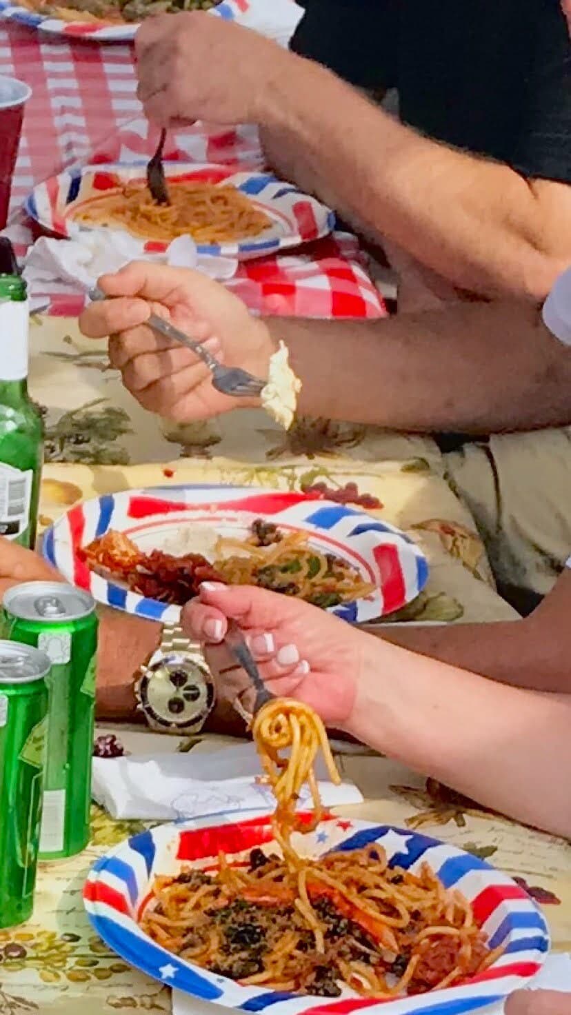 Spaghetti and Crabs , an ItalianAmerican recipe