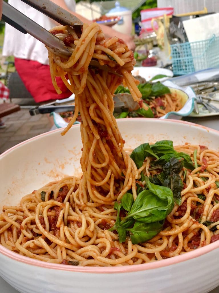 Spaghetti and Crabs pasta twirl