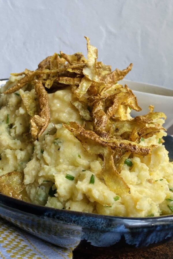 Roasted Garlic Mashed Potatoes Plated