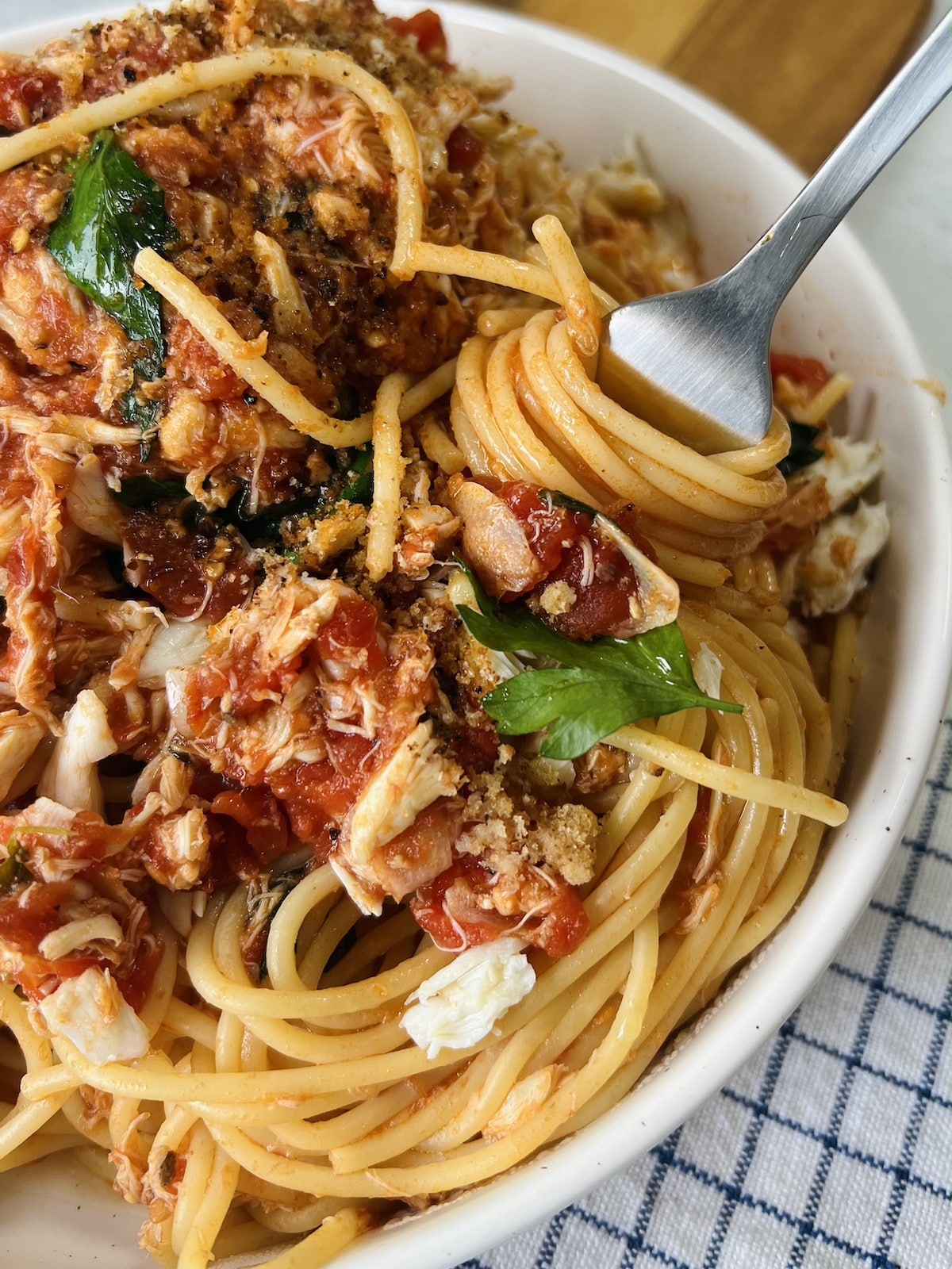 Easy Crab Pasta Sauce with Spaghetti and Lump Crabmeat