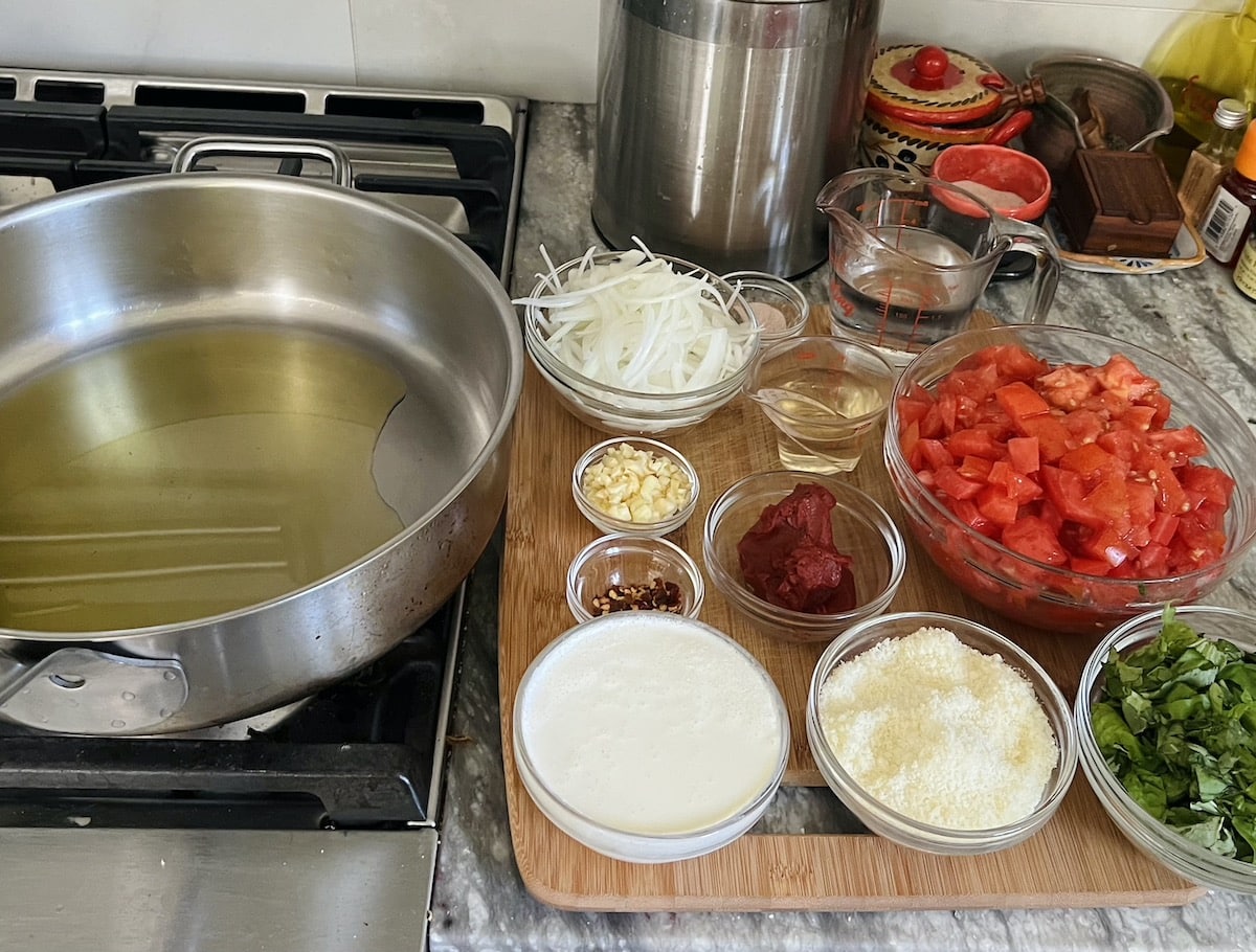Homemade Vodka Sauce with Fresh Tomatoes Mangia with Michele