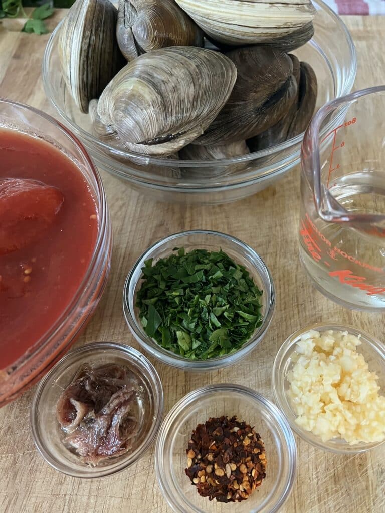 Ingredients for Clams Posillipo.