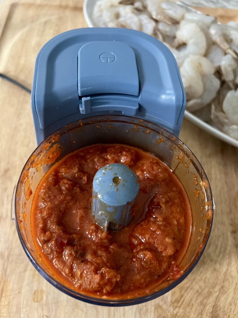 Finished, pureed spicy tomato shrimp marinade (fra diavolo marinade).